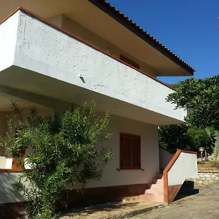Feriehus Valentino Santa Maria (Vibo Valentia)